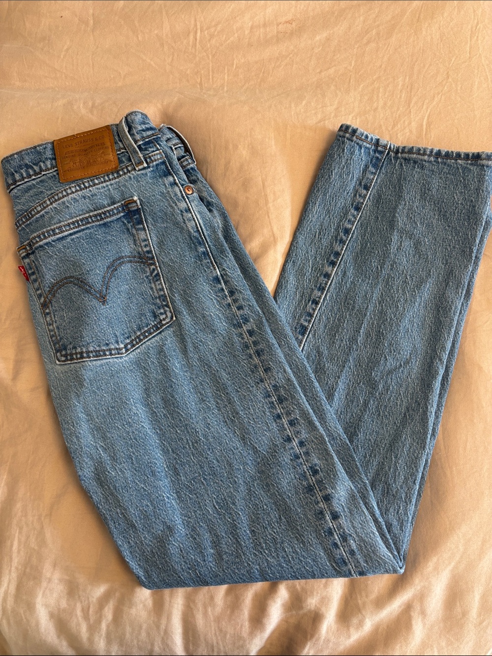 Levi's Wedgie Straight High Rise Jeans – Light Wash – Size 30